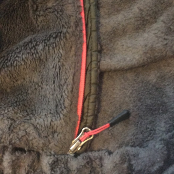 North face - Picture 5 of 5